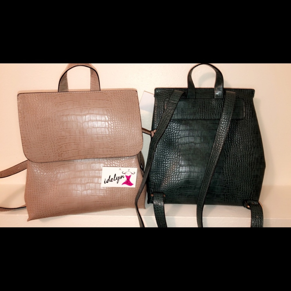 Fancy green back-pack